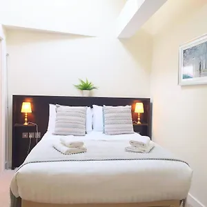 Apartment The Penthouse At Regent House Light And Airy Floor With Lift Access 1 Bedroom En-suite Luxury Ultra Location, Harrogate